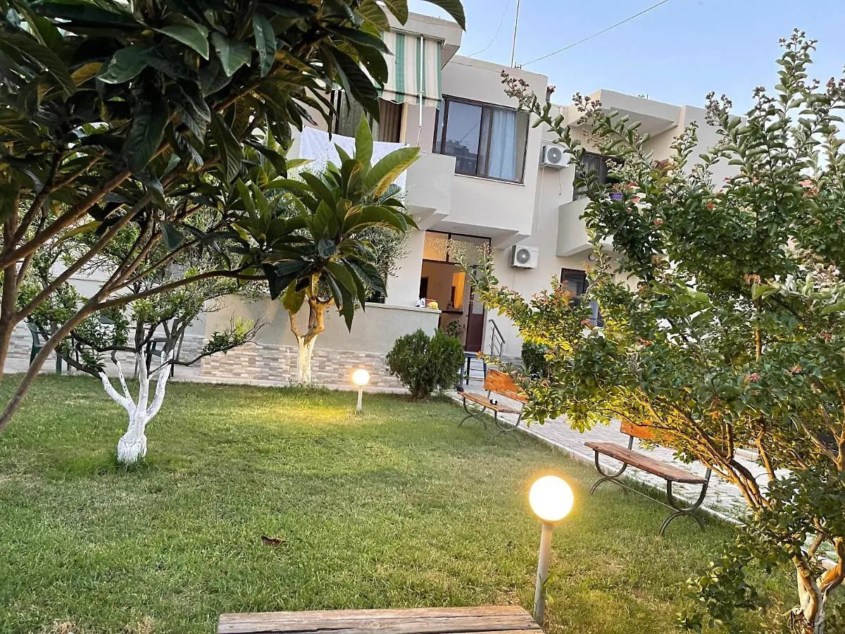 Mabel Rooms Durrës